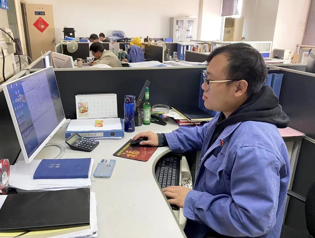6B64042C520DBC04162A64D396B_61CEAB3F_210E1.jpg?e= Z6·尊龙凯时(中国区)人生就是搏!